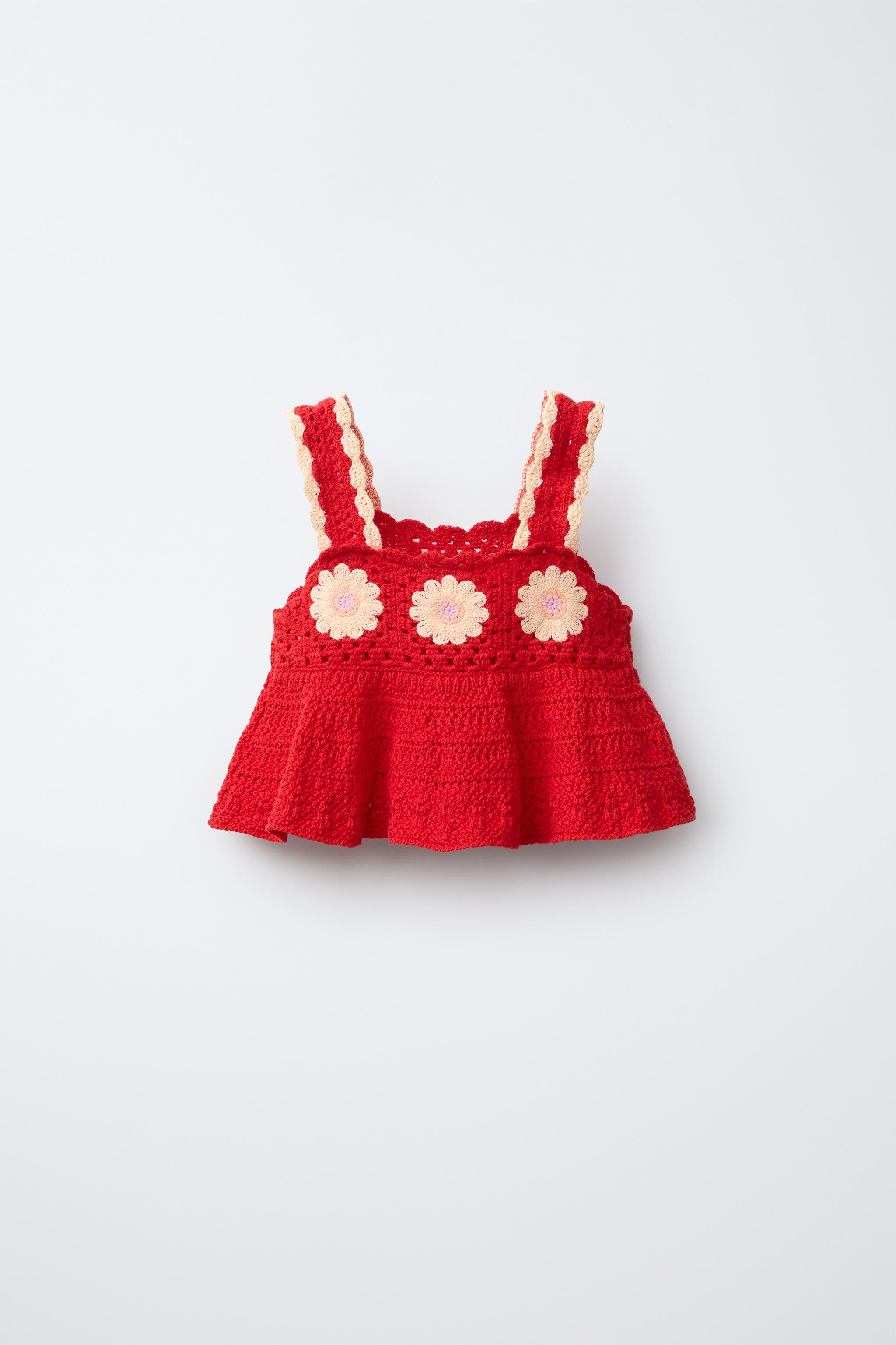 TOP EN CROCHET À FLEURS